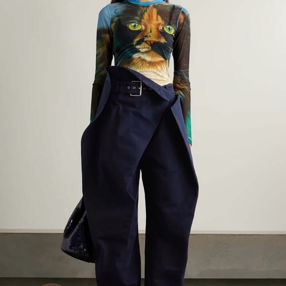 NWOT/DEEP NAVY BLUE BARREL PANTS/JEANS